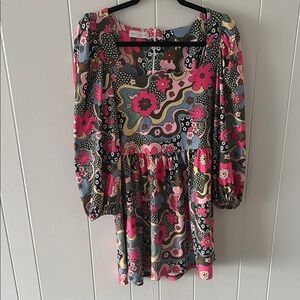 Smith and Quinn dress small